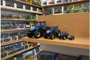 Traktor New Holland T7 – kultowy ciągnik w wersji miniaturowej.
