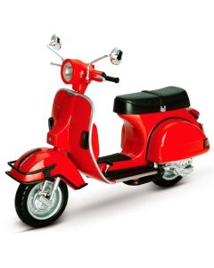 Metalowy motocykl Vespa 1978 P200E od NewRay
