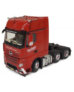 Mercedes-Benz Actros GigaSpace 6x2 Nooteboom czerwony MarGe Models 1:32