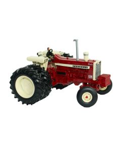 Plastikowy traktor Case IH 1206 od Britains 43412