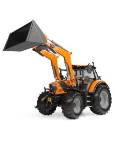 Metalowy traktor Deutz-Fahr 6150.4 TTV od Universal Hobbies 1:32