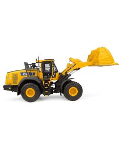 Komatsu WA475-11