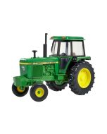 Model ciągnika John Deere 4240 Britains 1:32
