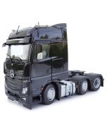 Mercedes-Benz Actros BigSpace 6x2 czarny MarGe Models 1:32 1910-02