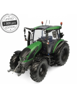Ciągnik Valtra G 135 Unlimted Zielony firmy Universal Hobbies UH6441