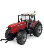Traktor Massey Ferguson 8260 X-tra UH5351 firmy Universal Hobbies w skali 1:32.