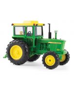 Ciągnik John Deere 4020 z kabiną Ertl 1:32 | Metalowy model kolekcjonerski