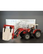 Metalowy traktor Massey Ferguson 5445 od Siku 1:32