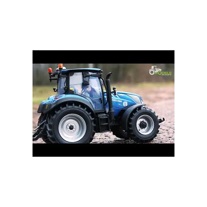 NewHolland T5.140 1/32 ユニバーサルホビー NEW HOLLAND T5.115 (2014) Made By Universal Hobbies - Scale 1/32