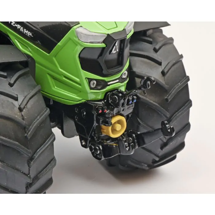 DEUTZ-FAHR 8280 TTV ミニカー 1/32 Model Kolekcjonerski ciągnika Deutz-Fahr 8280 TTV Schuco 1