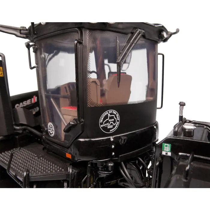 Ciągnik Case IH Quadtrac 715 Black Beauty 1:32 Universal Hobbies